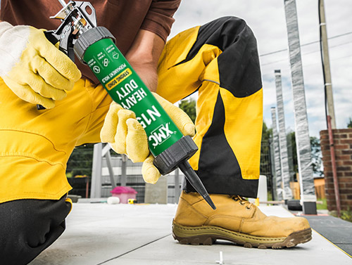Outdoor Weather Resistant Nail-Free Adhesive